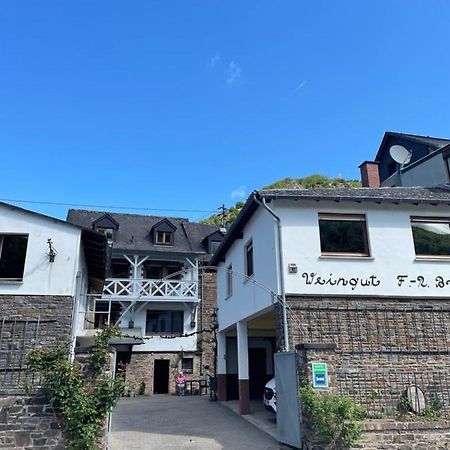 Altes Weingut Broehl Hotell Hatzenport Eksteriør bilde