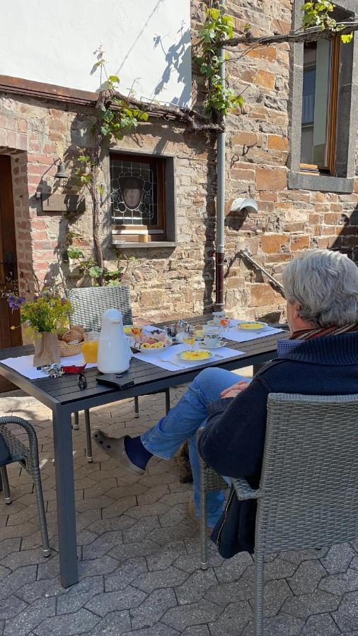 Altes Weingut Broehl Hotell Hatzenport Eksteriør bilde